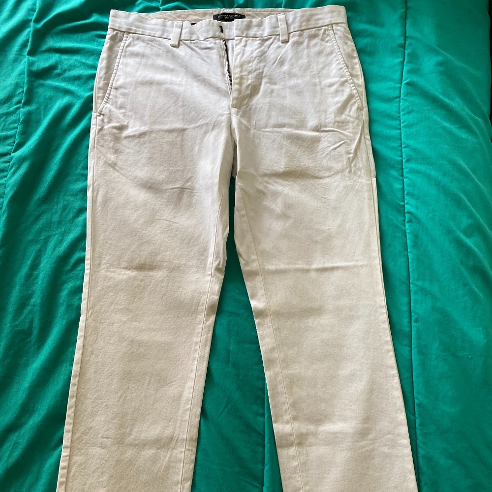 BANANA REPUBLC AIDEN CHINOS